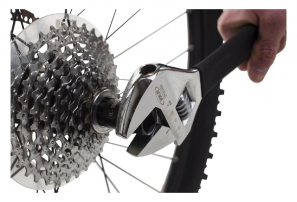 VAR Démonte Cassettes Avec Pilote – Image 3