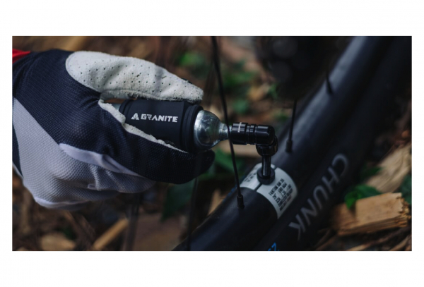 Gonfleur CO2 Granite Design Punk Pour Cartouche CO2 25g L – Image 2