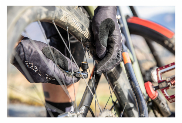 Zefal Gonfleur CO2 Zéfal EZ Big Shot Noir Argent + Cartouche De CO2 16 G – Image 3